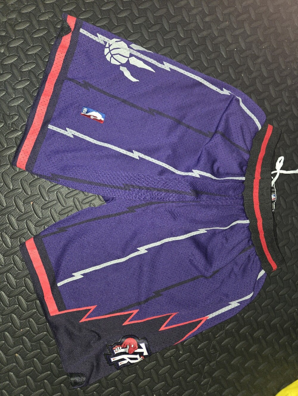 Vintage Y2k Adidas Toronto Raptors Nba Basketball Shorts